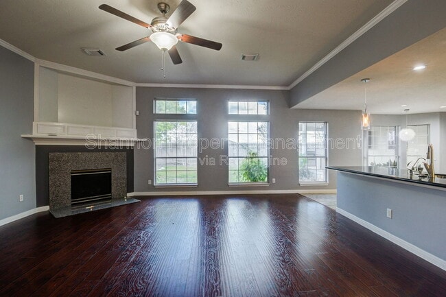 Building Photo - 3403 Kerr Ln