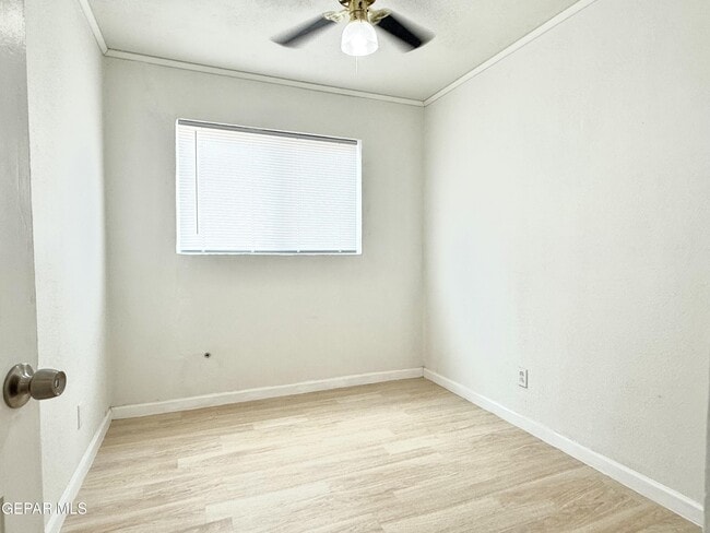 Building Photo - 805 Santa Barbara Dr