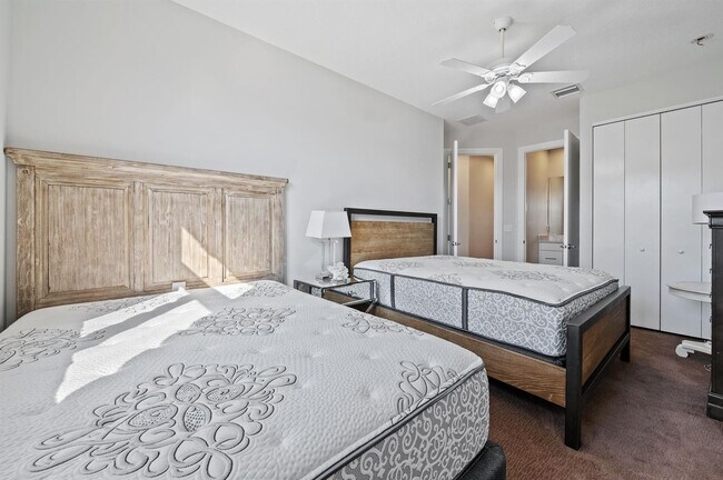 Building Photo - 95 Isle of Venice Dr