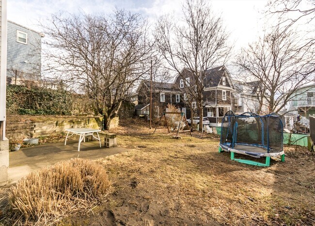 Building Photo - 17 Cleveland Ave