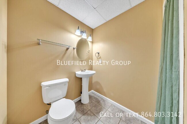 Building Photo - 306 Fieldgate Ct