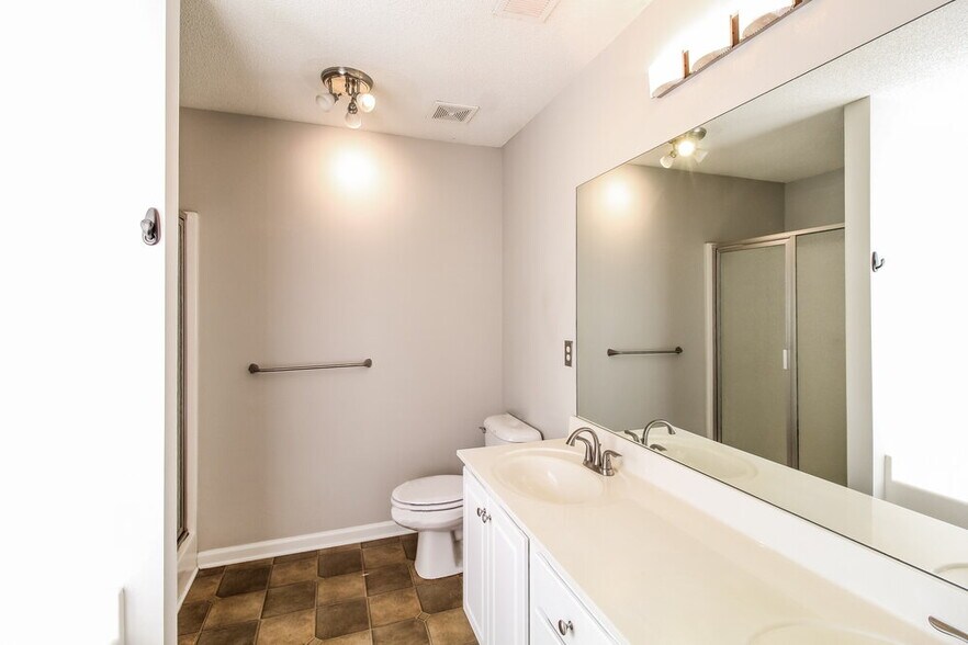 Building Photo - 3853 Plymouth Rock Drive