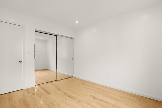 Building Photo - 41 Rambling Brook Rd