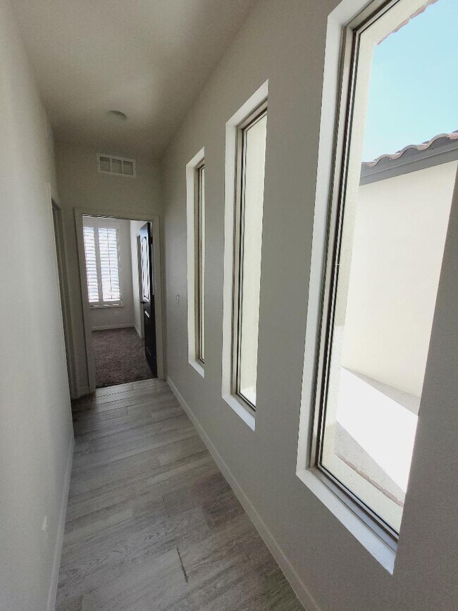 Building Photo - 7505 Hitching Post