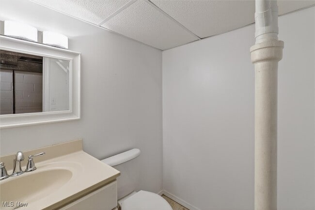 Building Photo - 5969 Marra Dr