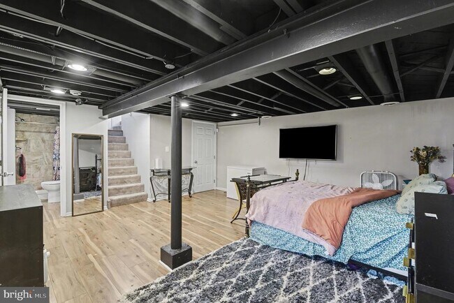 Building Photo - 2507 Glencoe Rd