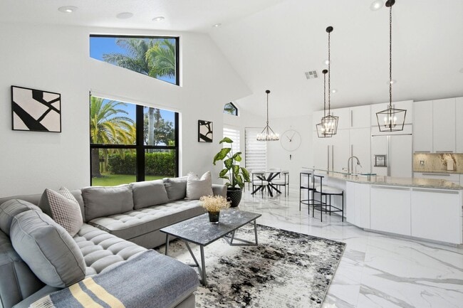 Building Photo - 10720 Ave of the PGA
