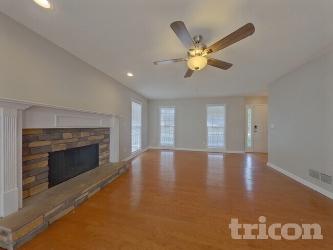 Building Photo - 65 Cricket Ct