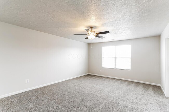 Building Photo - 5009 Roese Ave