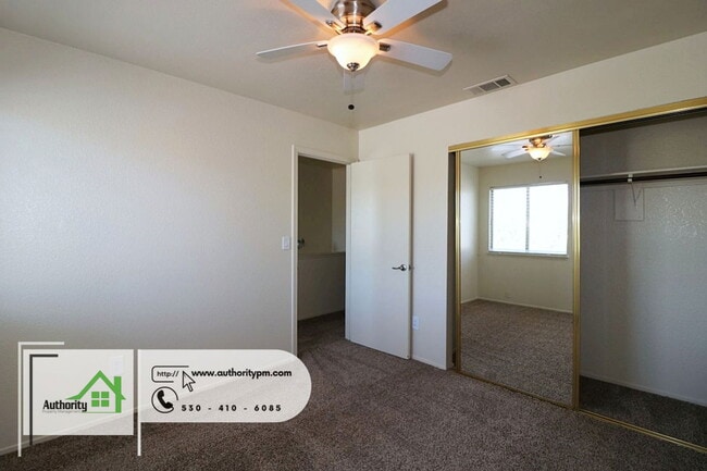 Building Photo - 5385 Vly Rdg Dr