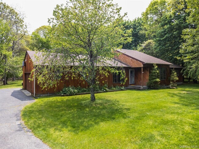 Primary Photo - 67 Belleview Ave