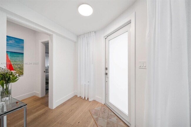 Building Photo - 440 W 62nd St