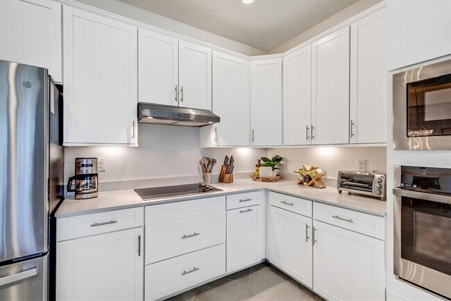 Building Photo - 17617 Santorini Ct