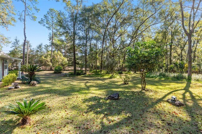 Building Photo - 18124 SW 75 Ave