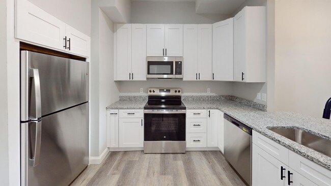 Building Photo - 1006 Geyer Ave