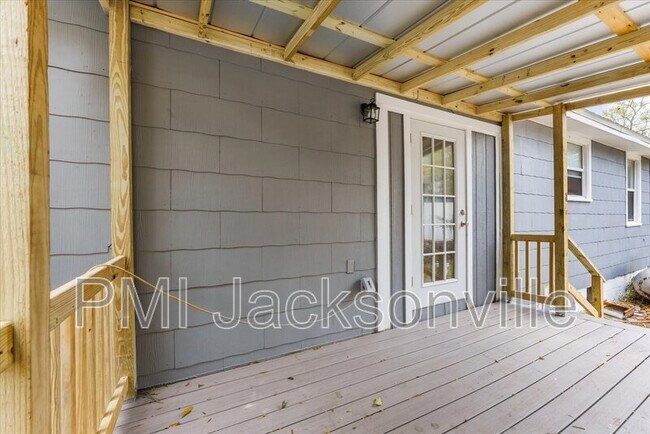 Building Photo - 3694 Grandy Ave