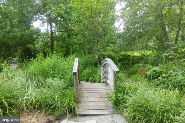 Building Photo - 3808 Delano St