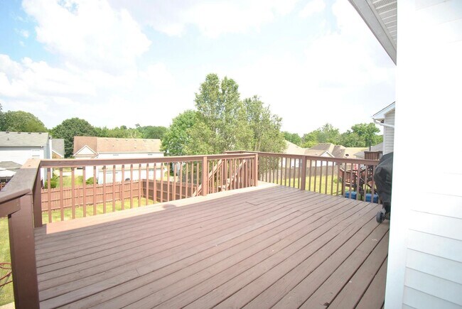 Building Photo - 5307 Silver Wing Blvd