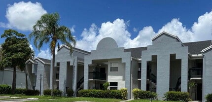 Building Photo - 405 SW 113th Way