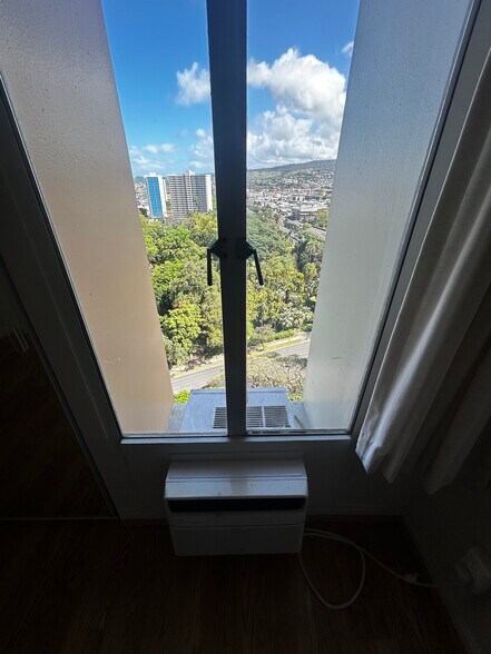 View from bedroom #2 - 1515 Nuuanu Ave