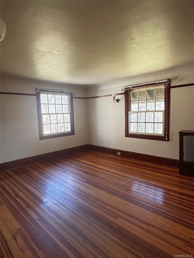 Building Photo - 3 Ice House Rd