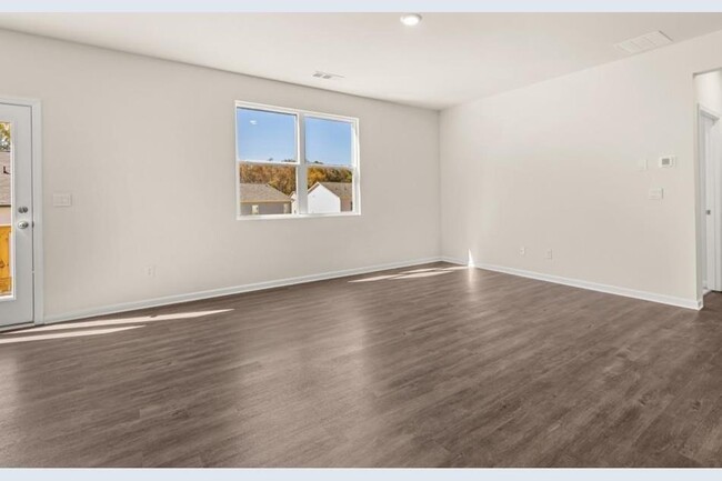 Building Photo - 331 Etowah Pkwy