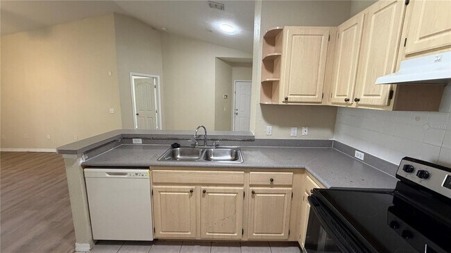 Building Photo - 2537 Maitland Crossing Way