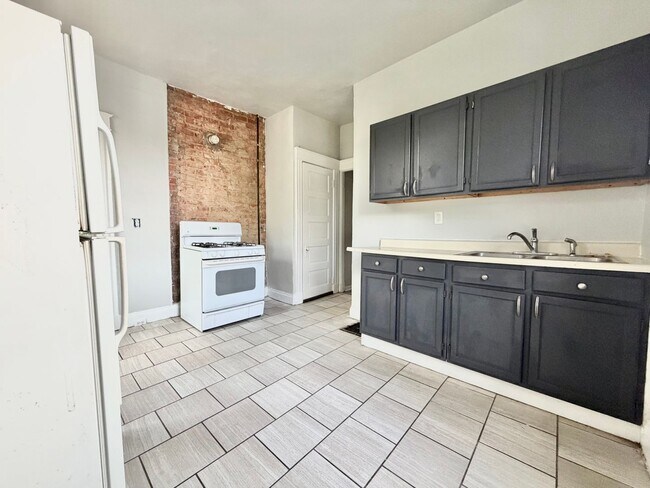 Building Photo - 1224 Ross Ave