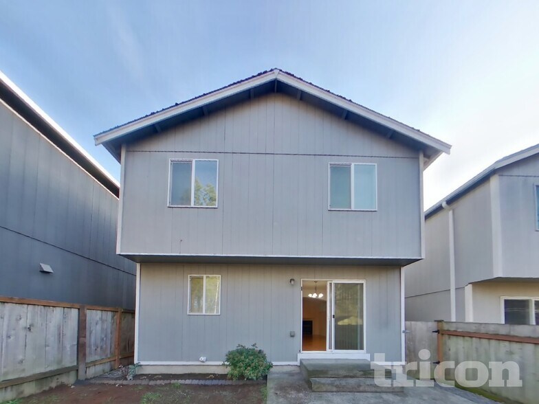 Building Photo - 7323 176th St Ct E