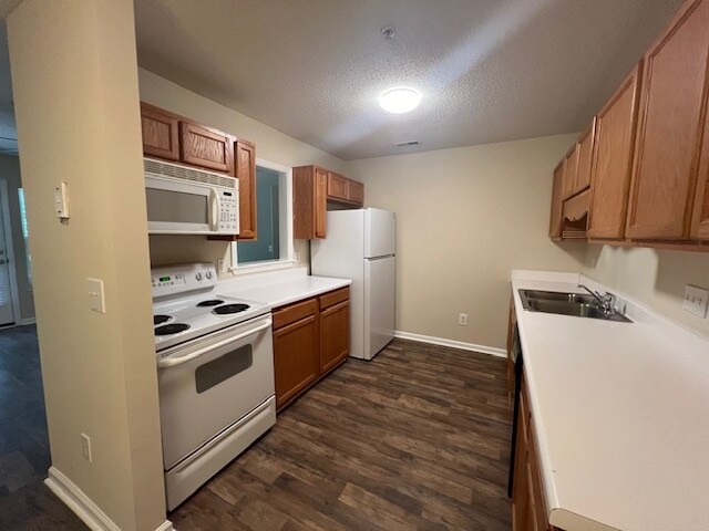 Building Photo - 903 Hanahan Ct