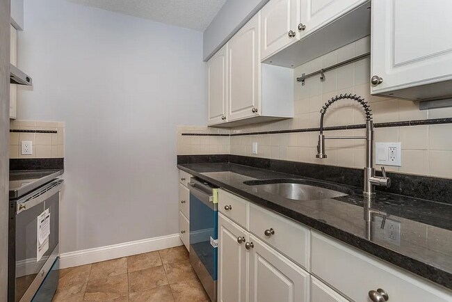 Building Photo - 59-69 Msgr Patrick J Lydon Way -#107