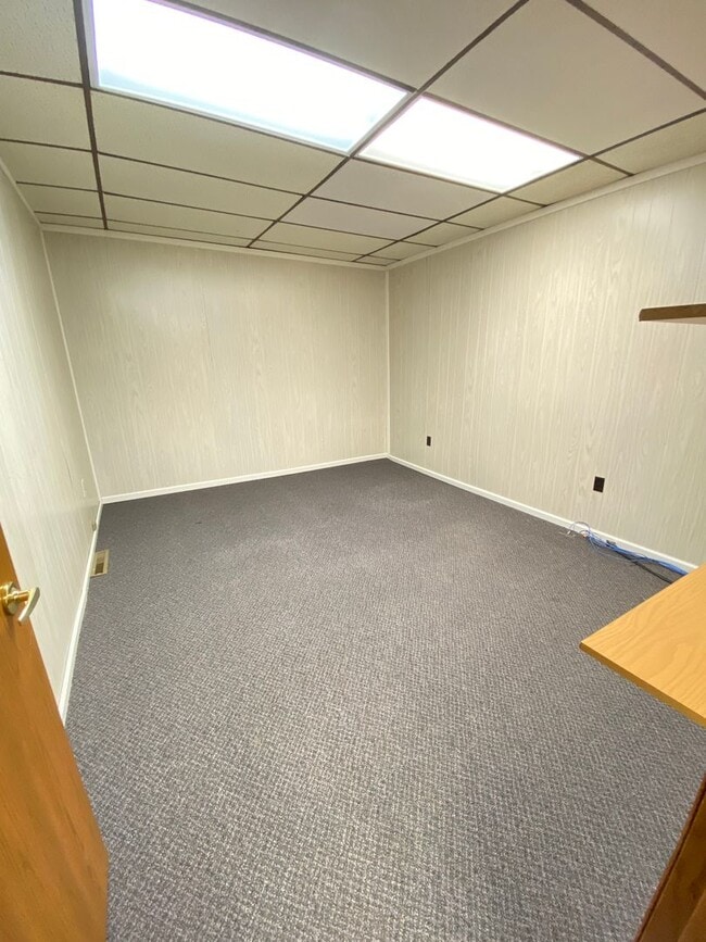 Building Photo - 118/120 E Huron