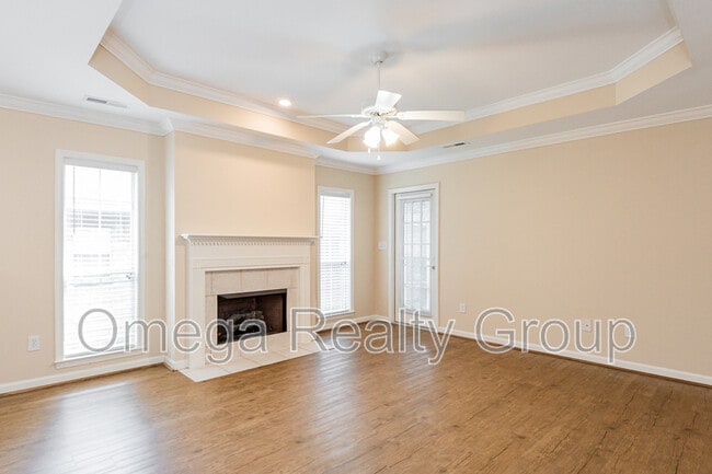 Building Photo - 177 Springdale Dr