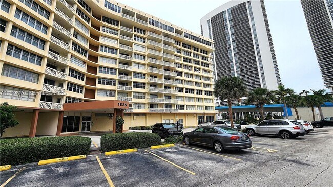 Building Photo - 1825 S Ocean Dr