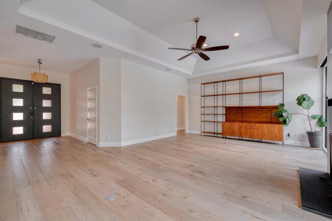 Building Photo - 3908 Edwards Mountain Dr
