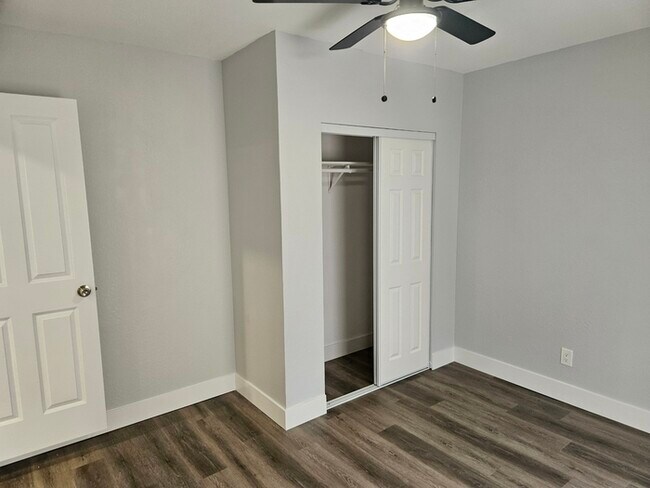 Building Photo - 4 bedroom newly remodeled Milton Home