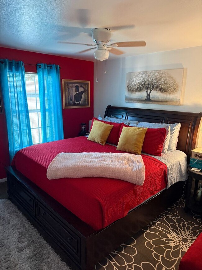 Building Photo - 2727 Choice St