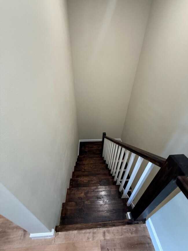 Building Photo - 4951 Serafica Dr