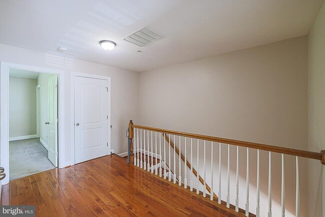 Building Photo - 3709 Fords Ln