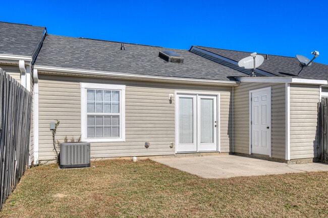 Building Photo - 4028 Calypso Dr