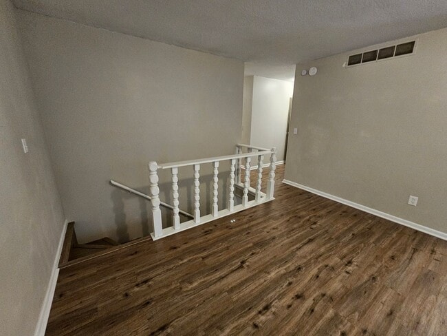 Building Photo - 4149 Clarendon St