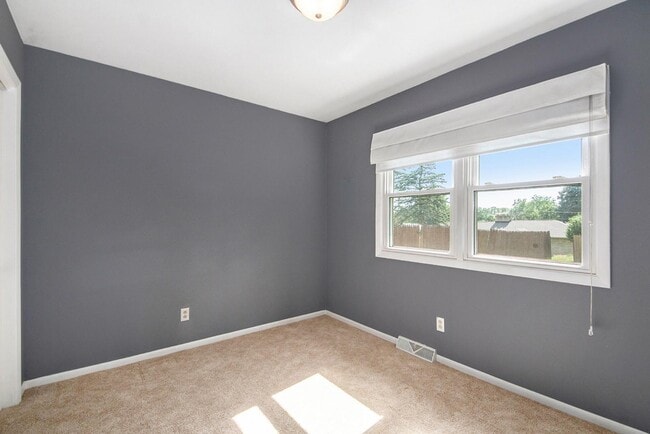 Building Photo - 3033 Juneberry Ave SE