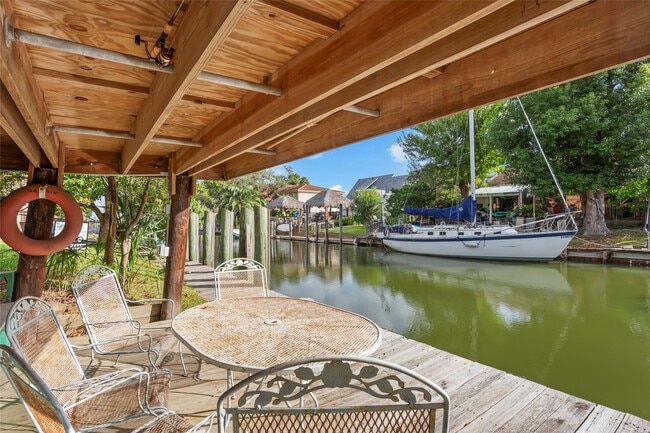 Building Photo - 16 Harbor Ln