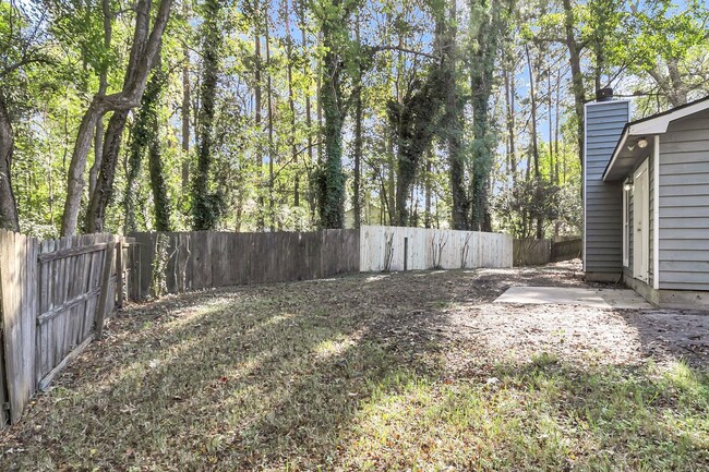 Building Photo - Completely Renovated North Charleston Home