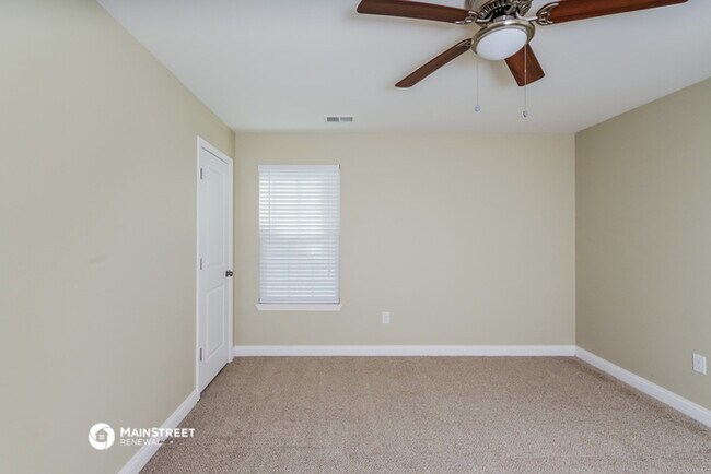 Building Photo - 10707 Evanwood Dr