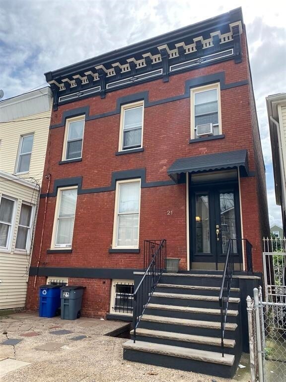 Building Photo - 21 Jefferson Ave