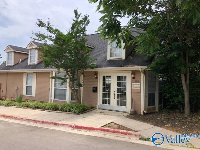 Building Photo - 111 Bentworth Ln