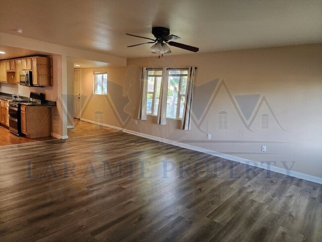 Building Photo - 1256 N 6th St