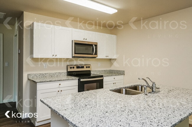 Building Photo - 9095 Aegean Cir