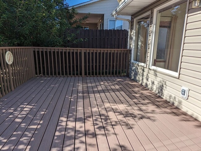 Building Photo - Beautiful Condo in Quiet Neighborhood - Small Pet Allowed